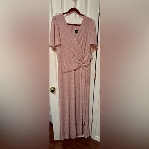 *CLEARANCE* NWT XSCAPE SZ 18W WOMENS ROSE METALLIC FLUTTER SLEEVE GOWN #5622